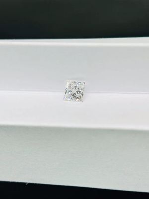 O laboratório sintético do CVD criou a princesa branca Shaped Jewelry dos diamantes