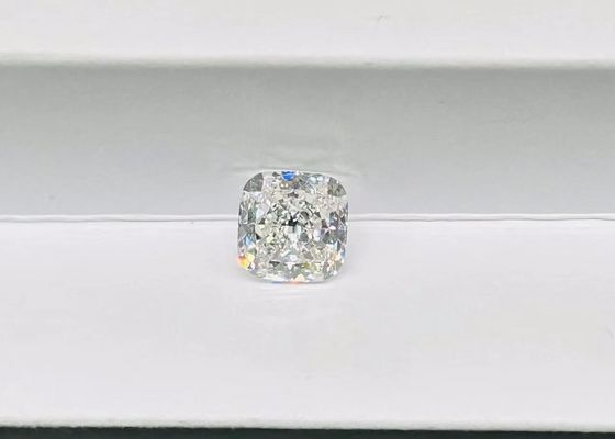 o laboratório 1.16Ct cortado oval excelente criou os diamantes que brancos o coxim deu forma