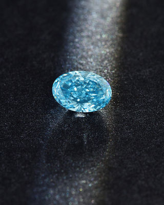 VVS1-VS2 Diamond Cultivated Diamonds fraco oval azul 10 Mohs