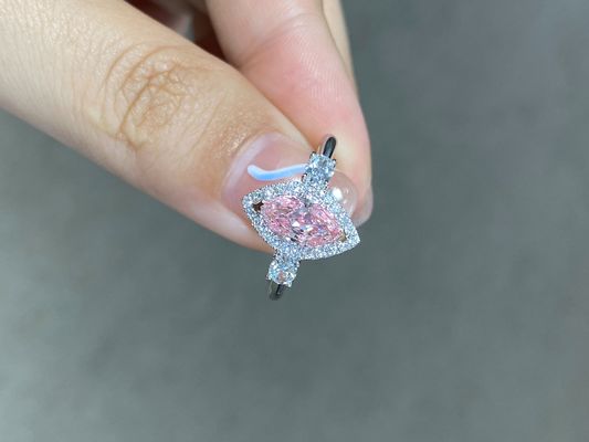 luz 0.95ct extravagante - o rosa Diamond Ring IGI certificou 18k o diamante do ouro branco VS2