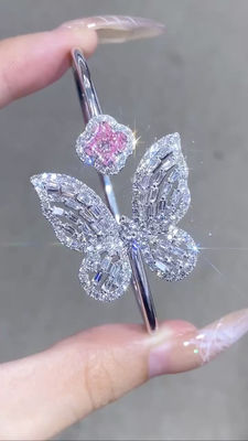 VS1 Pulseiras de diamante cultivadas em laboratório Quatro folhas de trevo de lírio cortado LV corte de borboleta
