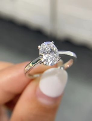Anel de diamante branco oval Anel de noivado Anéis de casamento Anéis de diamante de laboratório
