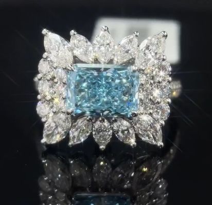 2.20ct Anel de Diamante de Laboratório Azul com configuração de estilo circundante para ocasiões especiais